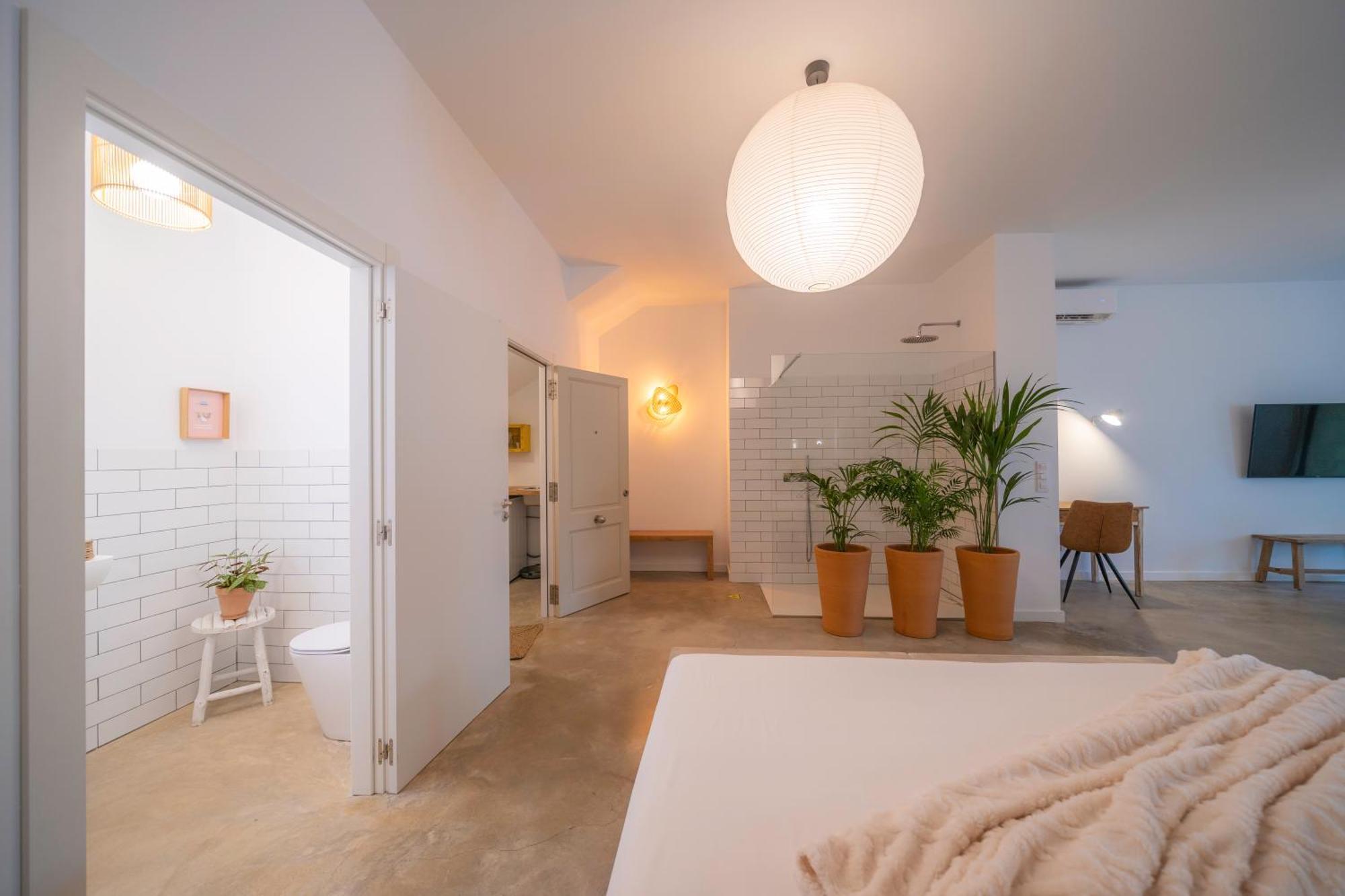 Apartmán Loft Con Piscina Climatizada De Agua Salada Y Parking En El Centro De Figueres Figueres  Pokoj fotografie