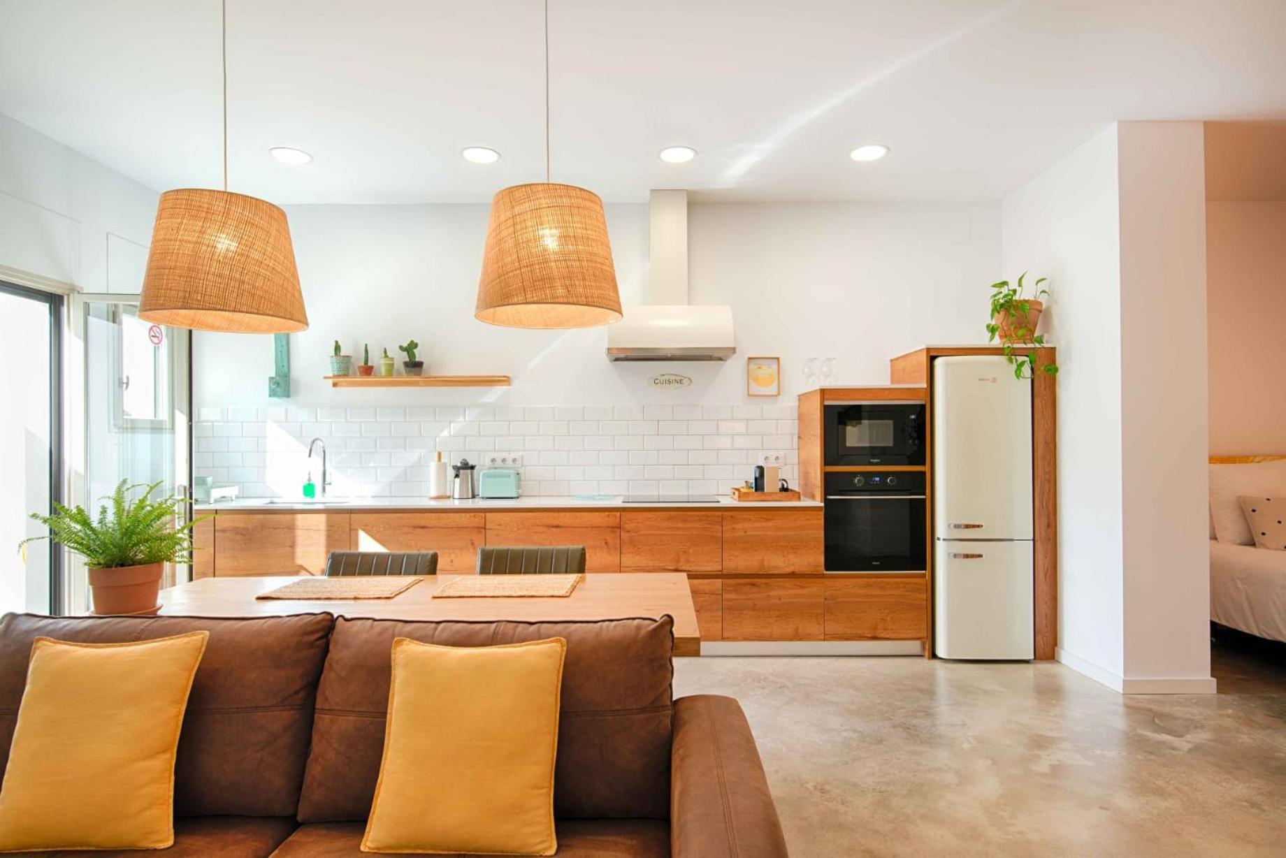 Apartmán Loft Con Piscina Climatizada De Agua Salada Y Parking En El Centro De Figueres Figueres  Exteriér fotografie