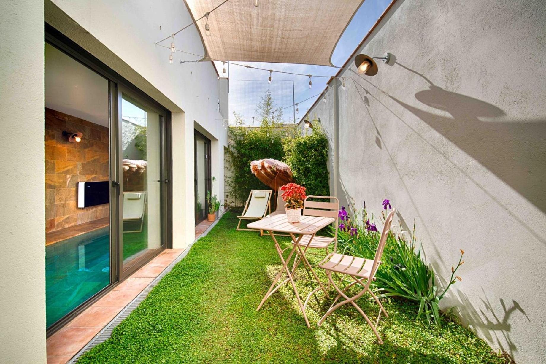 Apartmán Loft Con Piscina Climatizada De Agua Salada Y Parking En El Centro De Figueres Figueres  Exteriér fotografie
